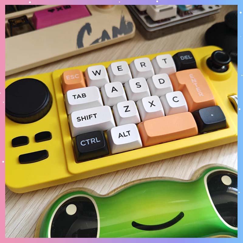 Gaming Keyboard 1 Hand - K811 Kablolu Oyun Klavyesi 19 Tuşlu