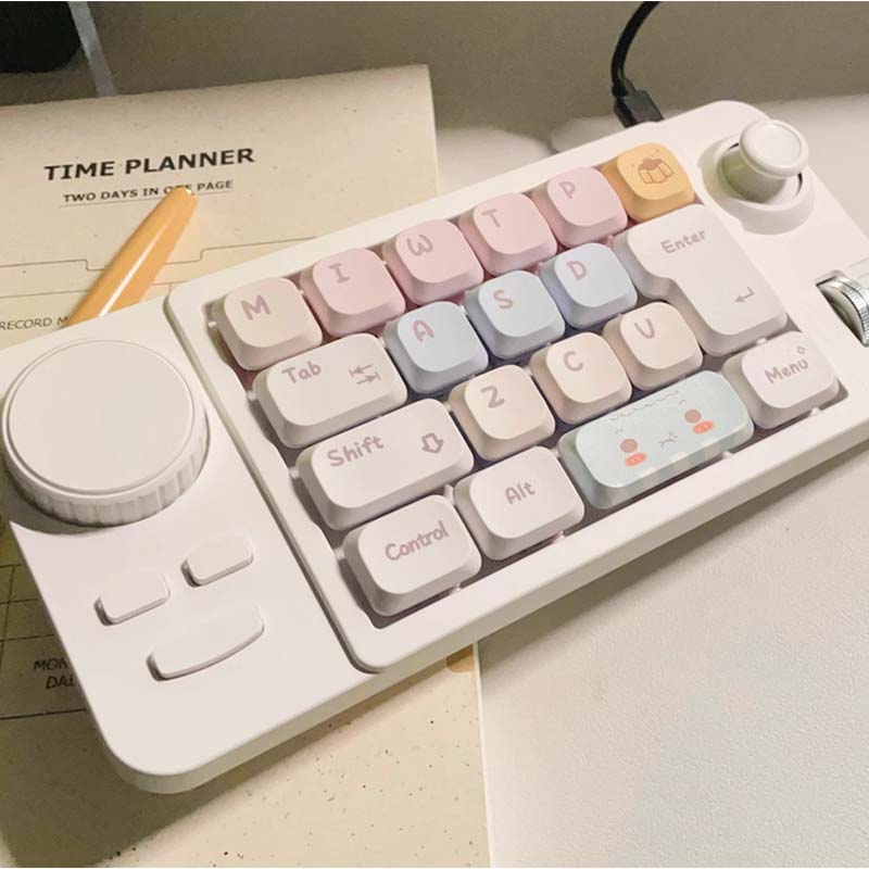 K811 Kablolu Oyun Klavyesi 19  - Gaming Keyboard 1 Hand incelemesi ve fiyatı